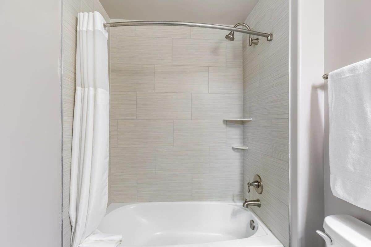 2Br Luxury Apartment With Rooftop Deck & Pool Baltimore Bagian luar foto