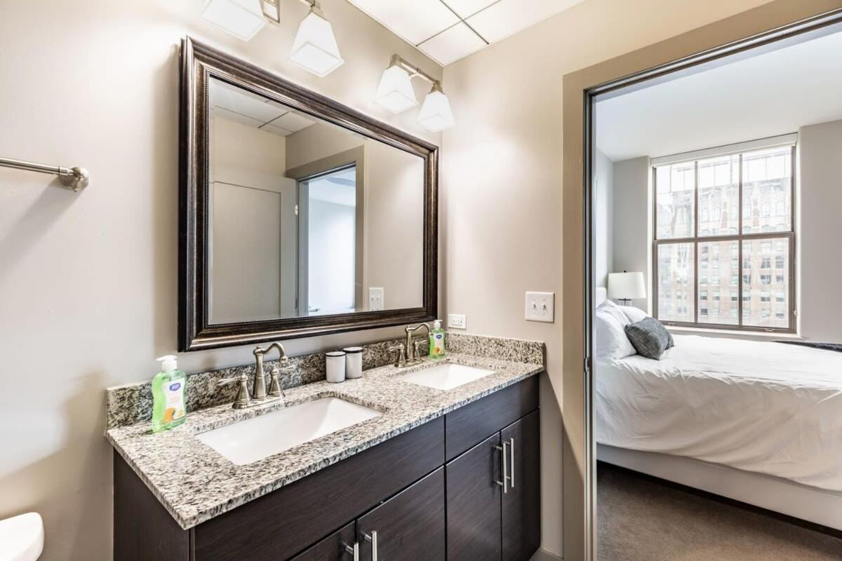 2Br Luxury Apartment With Rooftop Deck & Pool Baltimore Bagian luar foto