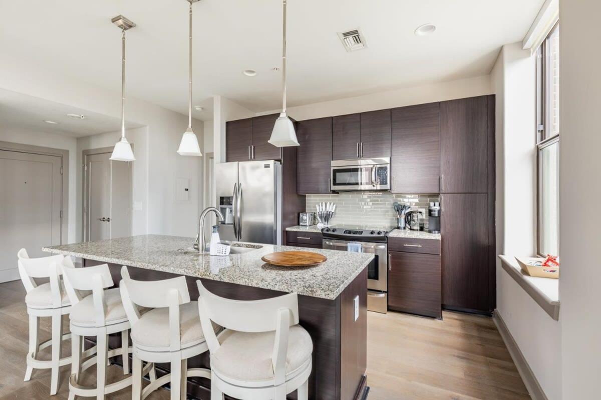 2Br Luxury Apartment With Rooftop Deck & Pool Baltimore Bagian luar foto