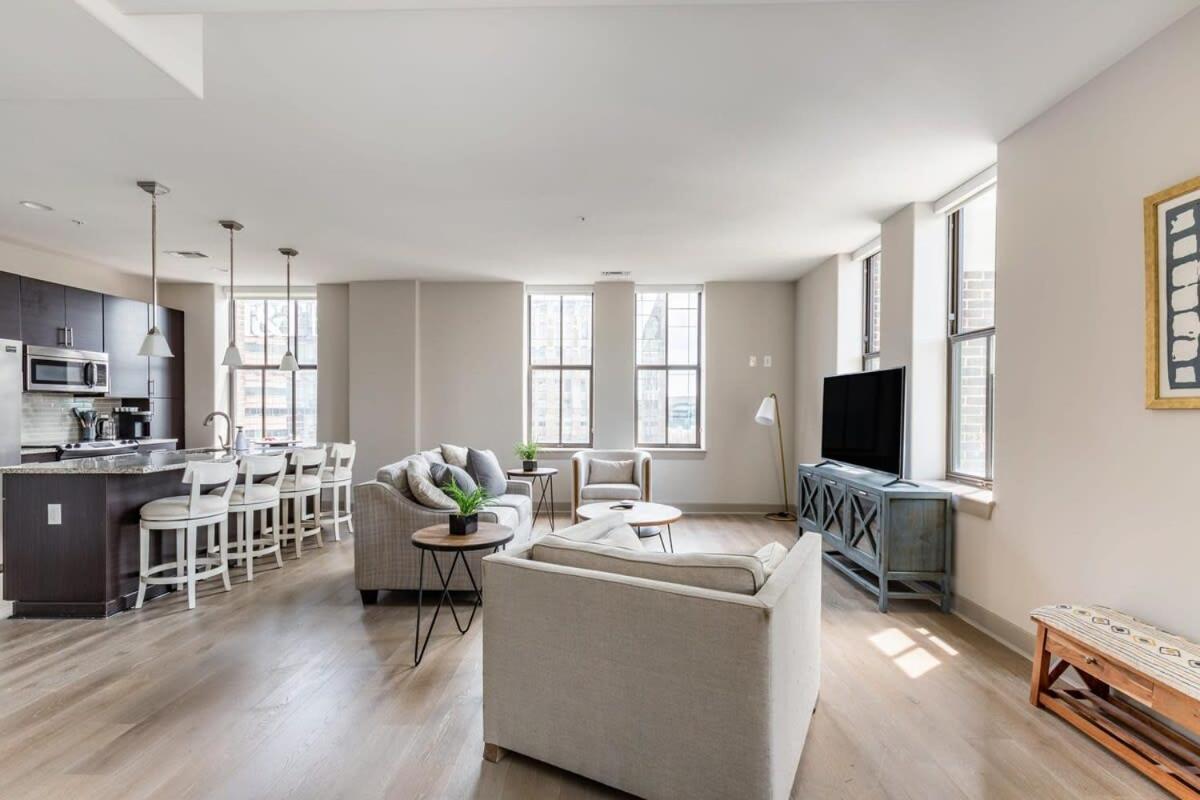2Br Luxury Apartment With Rooftop Deck & Pool Baltimore Bagian luar foto
